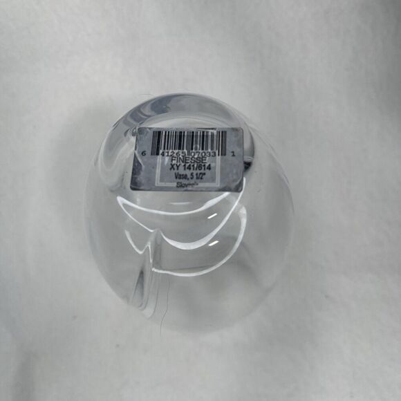 Mikasa Slovenia Finesse Vase Cut Crystal Clear Scalloped Rim Measures 5 1/2” - Picture 4 of 6